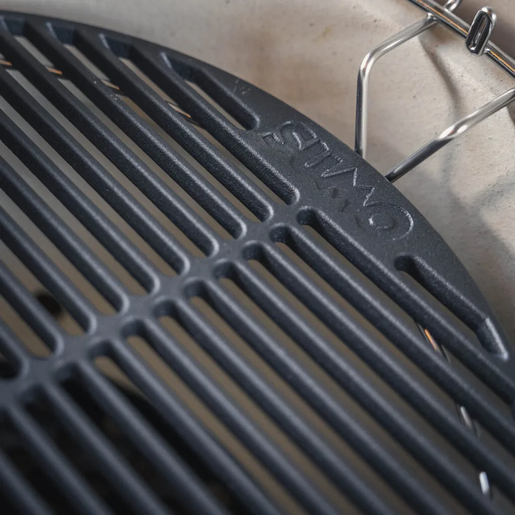 Cast iron grill grate for Kamado Sumo grill